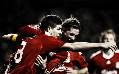 球探电竞动态-C罗任意球打中人墙折射入网